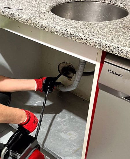 Karşıyaka'da Güvenilir Tesisatçı Seçerken Nelere Dikkat Edilmeli?